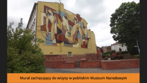 Mural zachęcający do wizyty w pobliskim Muzeum Narodowym